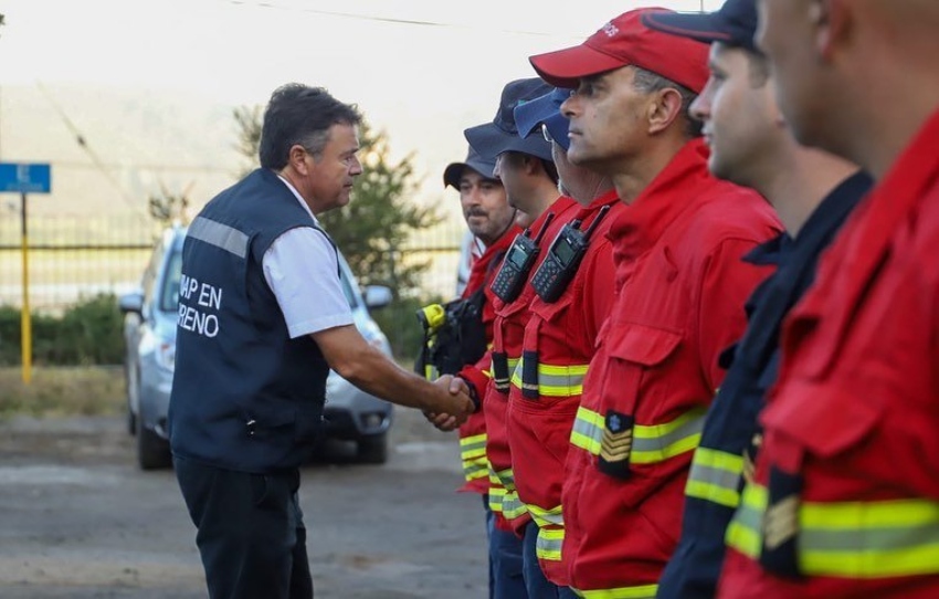 La fuerza operativa en Chile que integra a los bomberos de occidente llega este martes a Portugal