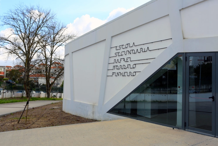 Escola Rafael Bordalo Pinheiro CR