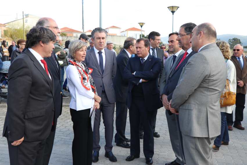 autarcas do Oeste com ministra da saude 1