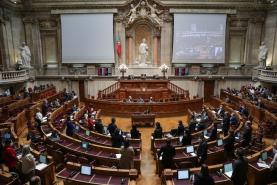 Assembleia da República rejeita proposta para alargar prazo de reposição de freguesias agregadas em 2013