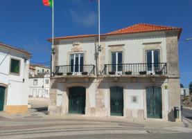Assembleia Municipal de Peniche viabiliza orçamento camarário de 33,7 milhões de euros