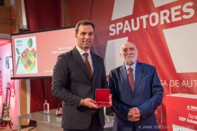 Óbidos: Fólio distinguido com medalha de honra no centenário da Sociedade Portuguesa de Autores