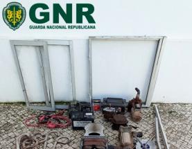 GNR do Bombarral deteve duas mulheres por furto numa residência em São Mamede