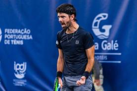 Gastão Elias apurado para as meias-finais no Indoor Oeiras Open II