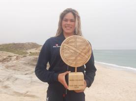 Jovem surfista torriense Maria Salgado distinguida com troféu Tiago Pires Award