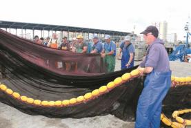 Ucrânia: Comissão Europeia aprova ajudas de emergência para sector das pescas