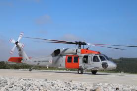 UH-60 Black Hawk da Força Aérea Portuguesa estreia heliporto dos Bombeiros Voluntários da Lourinhã