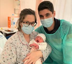Margarida foi a primeira bebé a nascer em 2023 no Centro Hospitalar do Oeste