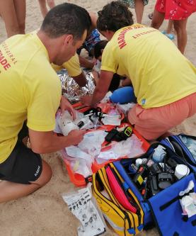 Caldas da Rainha: elementos do ‘SeaWatch’ auxiliam criança em estado inconsciente na praia da Foz do Arelho