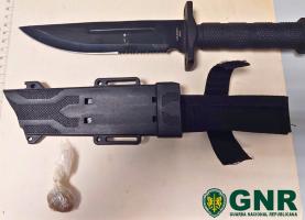 Lourinhã: GNR deteve homem em flagrante por posse de arma proibida