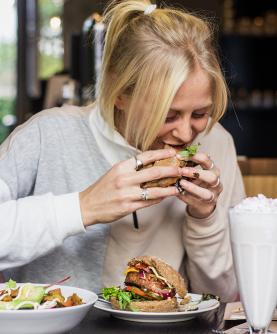 Doença Hemorroidária: o que comer? Cinco recomendações