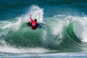 ‘Pro Santa Cruz presented by Noah Surf House’ começou com dia em cheio 