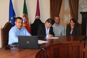 Municípios do Bombarral e de Santa Cruz, de Cabo Verde, assinam protocolo de cooperação