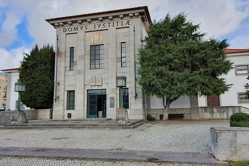 tribunal de torres vedras